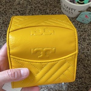 NWT Tory Burch Alexa foldable mini wallet